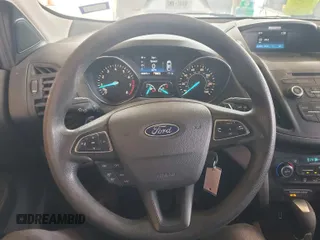 2017 Ford Escape SE z VIN 1FMCU0GD4HUC98854, wystawiony jako IAAI lot #42558269 z przebiegiem 62 975 mil mil oraz . Historia ofert i sprzedaży dostępna na DreamBid. Obrazek 21.