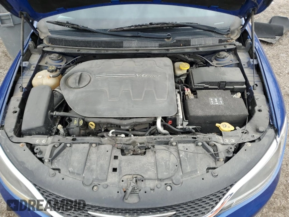 2015 Chrysler 200 C with VIN 1C3CCCCG3FN520434, listed as a Copart auction lot 50117965 with 160,705 mi miles and Clean Title. Bid and sale history available at DreamBid. Image 11.