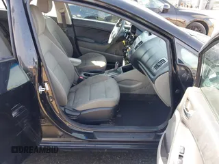 2014 Kia Forte LX with VIN KNAFK4A69E5147424, listed as a IAAI auction lot 41913598 with 117,503 mi miles. Bid and sale history available at carsss.com. Image 5.