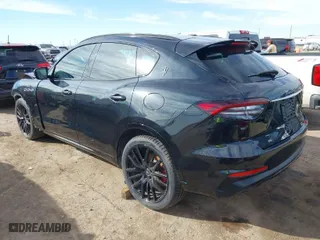 2022 Maserati Levante GT with VIN ZN661XUAXNX400339, listed as a IAAI auction lot 41515920 with 48,360 mi miles. Bid and sale history available at carsss.com. Image 3.
