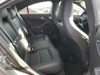 2019 Mercedes-Benz CLA 250 with VIN WDDSJ4GB4KN744393, listed as a Copart auction lot 75428304 with 63,327 mi miles and Clean Title. Bid and sale history available at DreamBid. Image 10.
