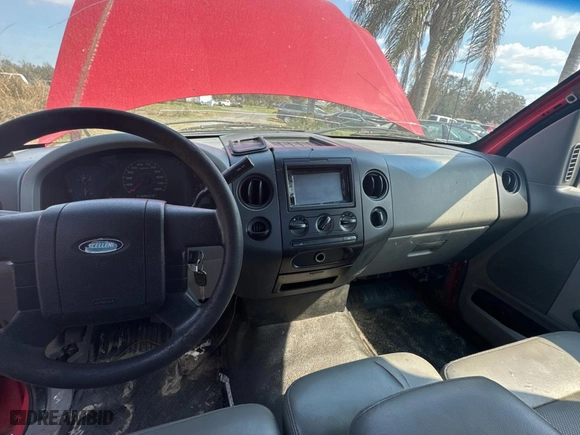 2007 Ford F-150 XL with VIN 1FTRF12W47KB40354, listed as a Copart auction lot 45381115 with 347,761 mi miles and Clean Title. Bid and sale history available at carsss.com. Image 9.