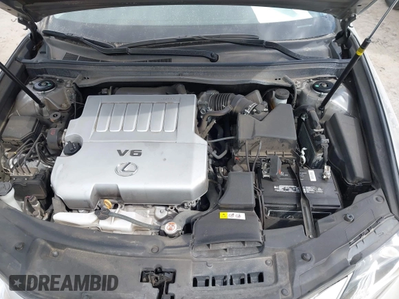 2018 Lexus ES with VIN 58ABK1GG4JU087587, listed as a IAAI auction lot 41869620 with 41,792 mi miles. Bid and sale history available at carsss.com. Image 10.