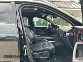 2017 Jaguar F-Pace 20d R-Sport с VIN SADCL2BN8HA088315, выставлен на аукционе IAAI как лот 42713068 с пробегом 77 319 миль миль и . История ставок и продаж доступна на DreamBid. Изображение 5.