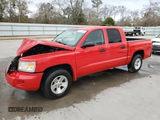 2008 Dodge Dakota SLT with VIN 1D7HE48NX8S505786, listed as a Copart auction lot 86113494 with 128,937 mi miles and Salvage title. Bid and sale history available at DreamBid. Image 1.