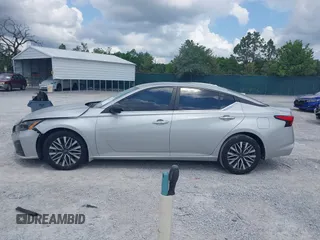 2024 Nissan Altima SV с VIN 1N4BL4DV8RN427073, выставлен на аукционе IAAI как лот 42152075 с пробегом 10 175 миль миль и . История ставок и продаж доступна на DreamBid. Изображение 14.
