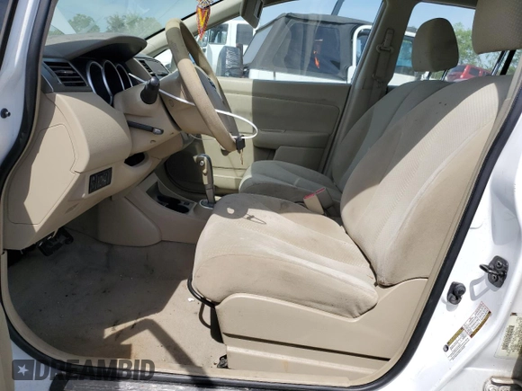 2010 Nissan Versa S z VIN 3N1BC1CP6AL447762, wystawiony jako Copart lot #53617295 z przebiegiem 165 846 mil mil oraz Szkoda całkowita • Salvage title. Historia ofert i sprzedaży dostępna na DreamBid. Obrazek 7.