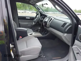 2015 Toyota Tacoma с VIN 3TMLU4EN2FM202275, выставлен на аукционе IAAI как лот 42523799 с пробегом 76 170 миль миль и . История ставок и продаж доступна на DreamBid. Изображение 5.