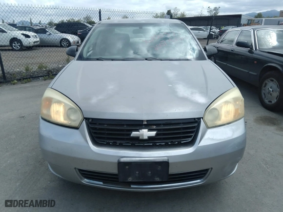 2007 Chevrolet Malibu LS w/2FL with VIN 1G1ZS58N27F238138, listed as a IAAI auction lot 36700571 with 206,984 mi miles. Bid and sale history available at carsss.com. Image 6.