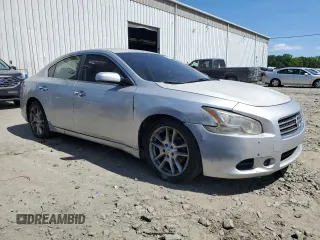 2011 Nissan Maxima SV z VIN 1N4AA5APXBC845939, wystawiony jako Copart lot #56726805 z przebiegiem 135 422 mil mil oraz Czysty tytuł • Clean title. Historia ofert i sprzedaży dostępna na DreamBid. Obrazek 4.