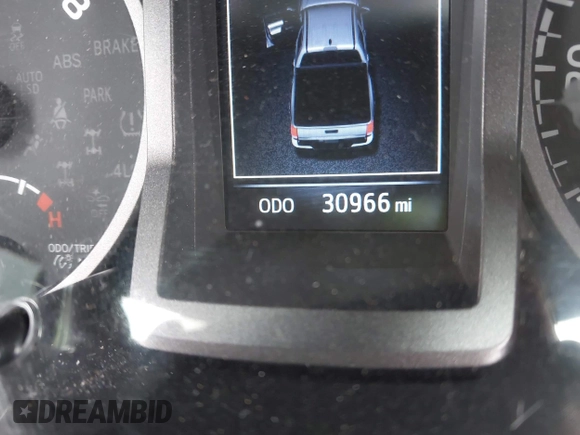 2023 Toyota Tacoma SR z VIN 3TMCZ5AN4PM548729, wystawiony jako IAAI lot #42078723 z przebiegiem 30 966 mil mil oraz . Historia ofert i sprzedaży dostępna na DreamBid. Obrazek 14.