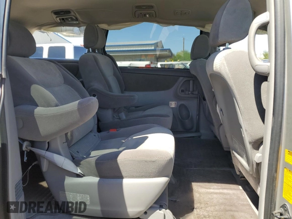 2008 Toyota Sienna CE z VIN 5TDZK23C98S213007, wystawiony jako Copart lot #56345045 z przebiegiem 115 052 mil mil oraz Szkoda całkowita • Salvage title. Historia ofert i sprzedaży dostępna na DreamBid. Obrazek 11.