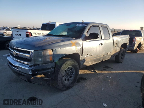 2010 Chevrolet Silverado 1500 LT with VIN 1GCSCSEA3AZ264260, listed as a Copart auction lot 89023005 with 90,615 mi miles and Salvage Title. Bid and sale history available at DreamBid. Image 1.