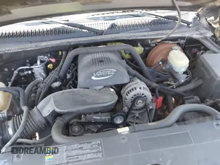 2005 Chevrolet Silverado 1500 LT with VIN 2GCEK13T651358419, listed as a IAAI auction lot 42073531 with 120,233 mi miles and . Bid and sale history available at DreamBid. Image 10.