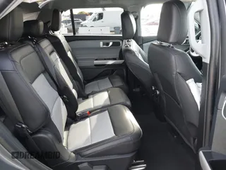 2023 Ford Explorer XLT with VIN 1FMSK7DH4PGC30228, listed as a IAAI auction lot 41851583 with 16,396 mi miles. Bid and sale history available at carsss.com. Image 8.
