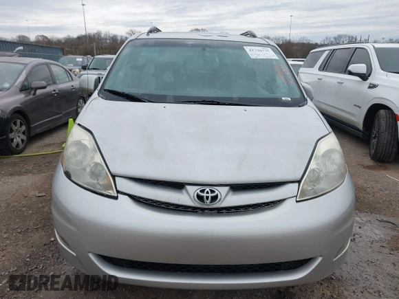 2010 Toyota Sienna XLE with VIN 5TDYK4CC0AS306284, listed as a IAAI auction lot 41736735 with 323,886 mi miles and . Bid and sale history available at carsss.com. Image 12.