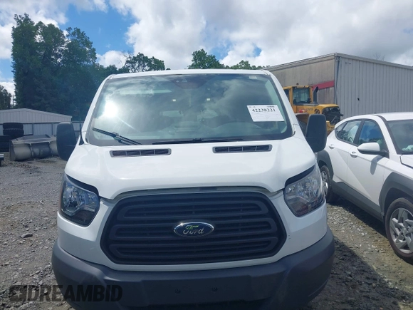 2015 Ford Transit с VIN 1FTNE1ZG2FKB19078, выставлен на аукционе IAAI как лот 42238221 с пробегом 163 402 миль миль и . История ставок и продаж доступна на DreamBid. Изображение 12.