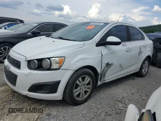 2013 Chevrolet Sonic LT with VIN 1G1JC5SH9D4137246, listed as a Copart auction lot 56001065 with 141,545 mi miles and Clean Title. Bid and sale history available at DreamBid. Image 1.