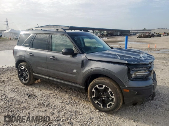 2024 Ford Bronco Sport Outer Banks with VIN 3FMCR9C65RRF13387, listed as a Copart auction lot 61063395 with 5,488 mi miles and Salvage title. Bid and sale history available at DreamBid. Image 4.