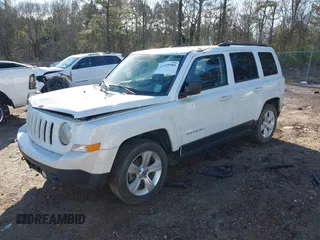2015 Jeep Patriot Latitude with VIN 1C4NJPFB8FD220119, listed as a IAAI auction lot 41629305 with 90,753 mi miles and . Bid and sale history available at DreamBid. Image 2.