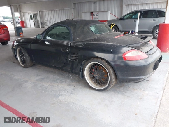 2003 Porsche Boxster с VIN WP0CA29893U620342, выставлен на аукционе IAAI как лот 42202533 с пробегом 141 397 миль миль и . История ставок и продаж доступна на DreamBid. Изображение 3.