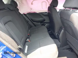 2024 Hyundai Venue SEL z VIN KMHRC8A39RU298832, wystawiony jako IAAI lot #42419329 z przebiegiem 7 582 mil mil oraz . Historia ofert i sprzedaży dostępna na DreamBid. Obrazek 8.