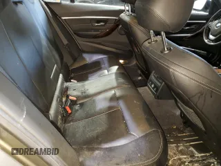 2016 BMW 3 Series 328i xDrive z VIN WBA8E3G57GNU03863, wystawiony jako Copart lot #43812935 z przebiegiem 79 616 mil mil oraz Szkoda całkowita • Salvage title. Historia ofert i sprzedaży dostępna na DreamBid. Obrazek 10.