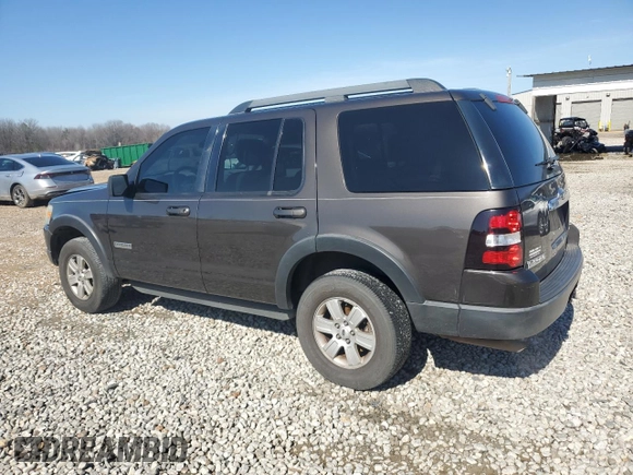 2007 Ford Explorer XLT with VIN 1FMEU63E17UB71553, listed as a Copart auction lot 45673355 with 175,878 mi miles and Salvage Title. Bid and sale history available at carsss.com. Image 2.