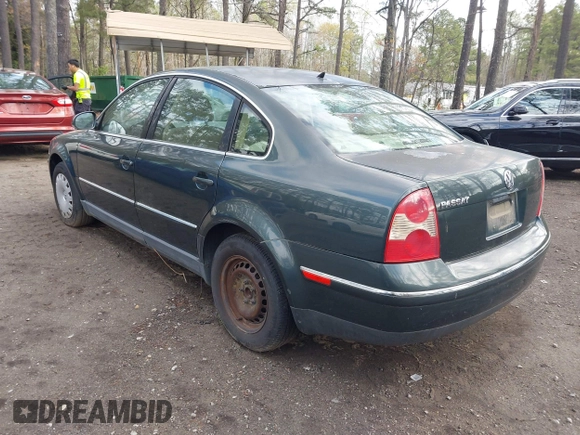 2004 Volkswagen Passat GL z VIN WVWMD63B14P330748, wystawiony jako IAAI lot #41936308 z przebiegiem 161 235 mil mil oraz . Historia ofert i sprzedaży dostępna na DreamBid. Obrazek 3.