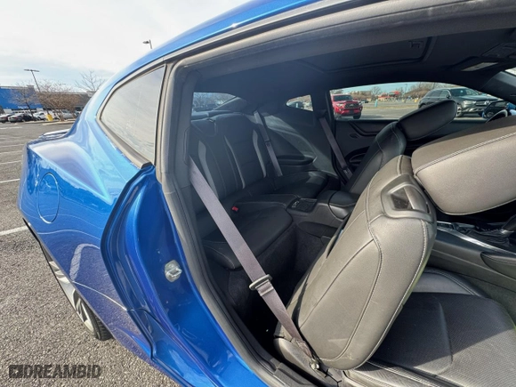 2016 Chevrolet Camaro 2LT with VIN 1G1FD1RS5G0181804, listed as a Copart auction lot 45208495 with 103,570 mi miles and Clean Title. Bid and sale history available at carsss.com. Image 6.