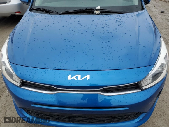 2022 Kia Rio S with VIN 3KPA25AD1NE437713, listed as a Copart auction lot 89347655 with 27,188 mi miles and Salvage Title. Bid and sale history available at DreamBid. Image 11.