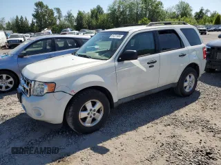 2011 Ford Escape XLT z VIN 1FMCU9D73BKC39302, wystawiony jako Copart lot #64221985 z przebiegiem 160 991 mil mil oraz Czysty tytuł • Clean title. Historia ofert i sprzedaży dostępna na DreamBid. Obrazek 1.