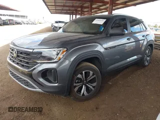 2024 Volkswagen Atlas SE with VIN 1V2DE2CA0RC250660, listed as a IAAI auction lot 42085431 with 14,268 mi miles and . Bid and sale history available at DreamBid. Image 17.