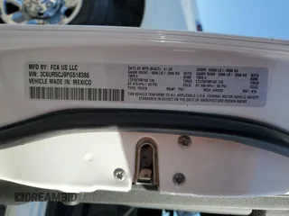 2023 Ram 2500 Tradesman z VIN 3C6UR5CJ9PG518386, wystawiony jako Copart lot #52700975 z przebiegiem 17 637 mil mil oraz Szkoda całkowita • Salvage title. Historia ofert i sprzedaży dostępna na DreamBid. Obrazek 12.