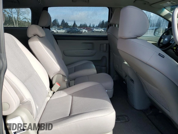 2021 Kia Sedona LX with VIN KNDMB5C14M6671364, listed as a Copart auction lot 48707495 with 58,661 mi miles and Salvage Title. Bid and sale history available at carsss.com. Image 11.