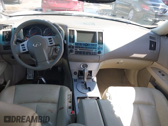 2005 Infiniti FX35 with VIN JNRAS08W55X204394, listed as a IAAI auction lot 42047153 with 171,508 mi miles. Bid and sale history available at carsss.com. Image 5.
