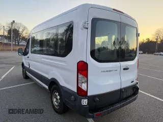 2015 Ford Transit Passenger XL with VIN 1FBAX2CM7FKA92784, listed as a Copart auction lot 49743205 with 261,650 mi miles and Clean Title. Bid and sale history available at carsss.com. Image 3.