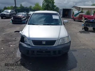 1997 Honda CR-V z VIN JHLRD1848VC057743, wystawiony jako IAAI lot #42259350 z przebiegiem 218 641 mil mil oraz . Historia ofert i sprzedaży dostępna na DreamBid. Obrazek 12.
