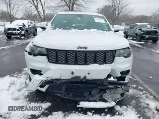 2017 Jeep Grand Cherokee Laredo with VIN 1C4RJFAG2HC951071, listed as a IAAI auction lot 41536568 with 99,941 mi miles. Bid and sale history available at carsss.com. Image 12.