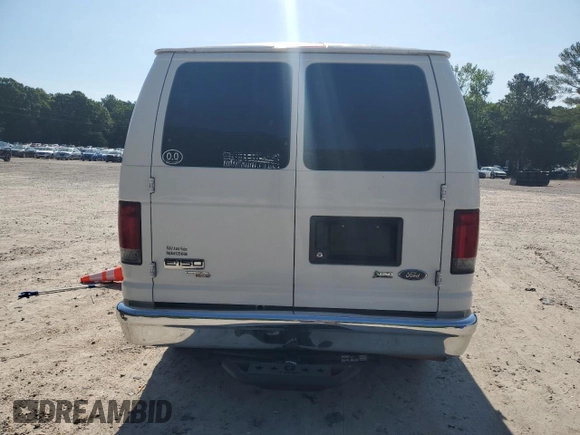 2011 Ford Econoline Passenger XL with VIN 1FMNE1BW7BDA66938, listed as a Copart auction lot 57867955 with 215,431 mi miles and Clean title. Bid and sale history available at DreamBid. Image 6.