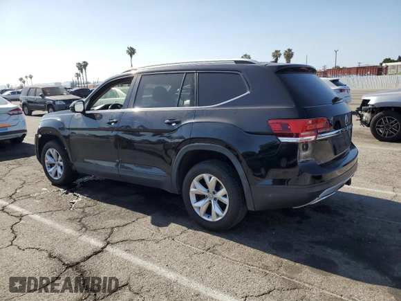 2019 Volkswagen Atlas SE with VIN 1V2DR2CA5KC537910, listed as a Copart auction lot 57333145 with 181,102 mi miles and Salvage title. Bid and sale history available at DreamBid. Image 2.