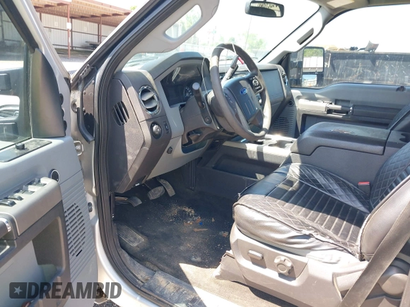 2016 Ford F-250 Lariat z VIN 1FT7W2BT3GEC97455, wystawiony jako IAAI lot #41977320 z przebiegiem 238 360 mil mil oraz . Historia ofert i sprzedaży dostępna na DreamBid. Obrazek 20.