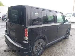 2005 Scion xB z VIN JTLKT324350195332, wystawiony jako IAAI lot #42306812 z przebiegiem 222 639 mil mil oraz . Historia ofert i sprzedaży dostępna na DreamBid. Obrazek 4.