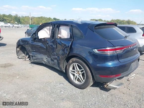 2019 Porsche Macan with VIN WP1AA2A55KLB06516, listed as a IAAI auction lot 40506787 with 14,255 mi miles. Bid and sale history available at carsss.com. Image 3.