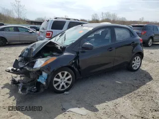 2012 Mazda 2 Touring z VIN JM1DE1LZ8C0139591, wystawiony jako Copart lot #53795825 z przebiegiem 79 384 mil mil oraz Czysty tytuł • Clean title. Historia ofert i sprzedaży dostępna na DreamBid. Obrazek 1.