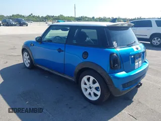 2009 MINI Hardtop S with VIN WMWMF73539TT95350, listed as a IAAI auction lot 42196663 with 75,593 mi miles and . Bid and sale history available at DreamBid. Image 3.
