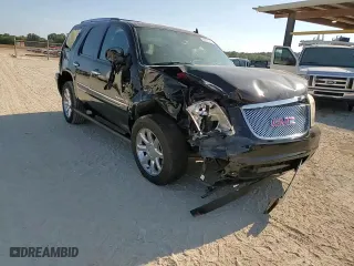 2007 GMC Yukon Denali with VIN 1GKFK63867J293808, listed as a Copart auction lot 69071854 with 266,235 mi miles and Salvage Title. Bid and sale history available at carsss.com. Image 12.