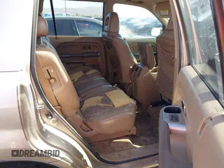 2005 Honda Pilot EX-L with VIN 5FNYF18585B046529, listed as a IAAI auction lot 41721911 with 223,266 mi miles. Bid and sale history available at carsss.com. Image 8.