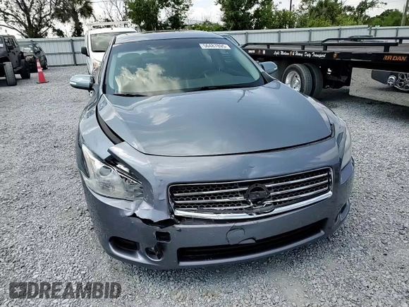 2010 Nissan Maxima SV z VIN 1N4AA5AP0AC829036, wystawiony jako Copart lot #56487895 z przebiegiem 117 783 mil mil oraz Szkoda całkowita • Salvage title. Historia ofert i sprzedaży dostępna na DreamBid. Obrazek 13.