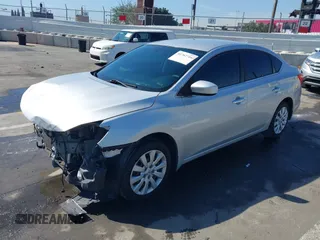 2019 Nissan Sentra SV z VIN 3N1AB7AP4KY337088, wystawiony jako IAAI lot #41762716 z przebiegiem 53 776 mil mil oraz . Historia ofert i sprzedaży dostępna na DreamBid. Obrazek 2.